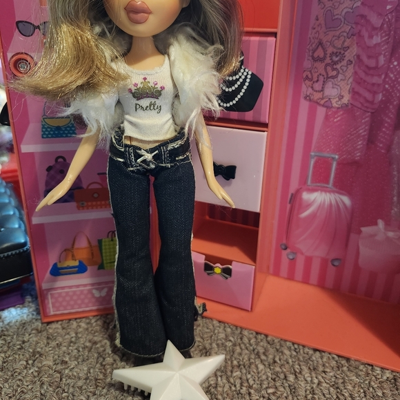 Vintage Bratz - Picture 2 of 5